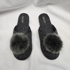 Lates Gray Pom-Pom Slip On Slippers. Size S